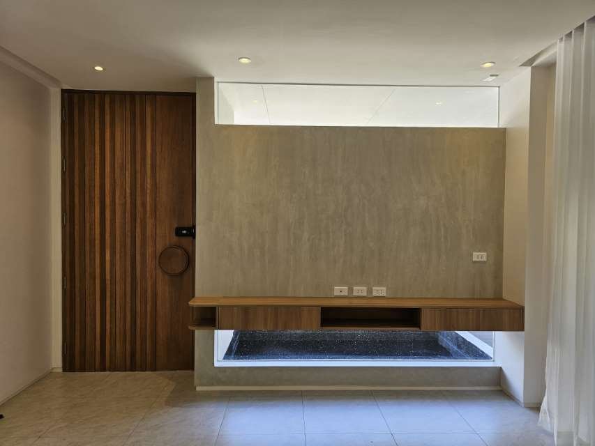 Gallery photo 5