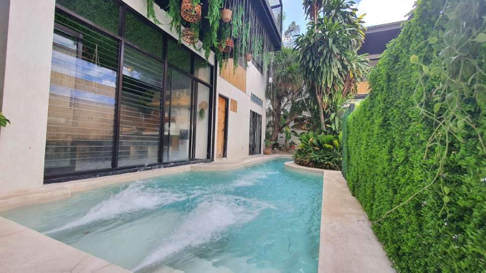 Bali-Inspired 3-Storey Villa With Pool, Tropical Retreat Near Clark