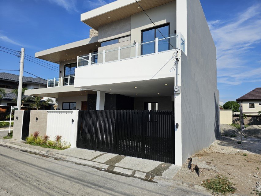 Gallery photo 2
