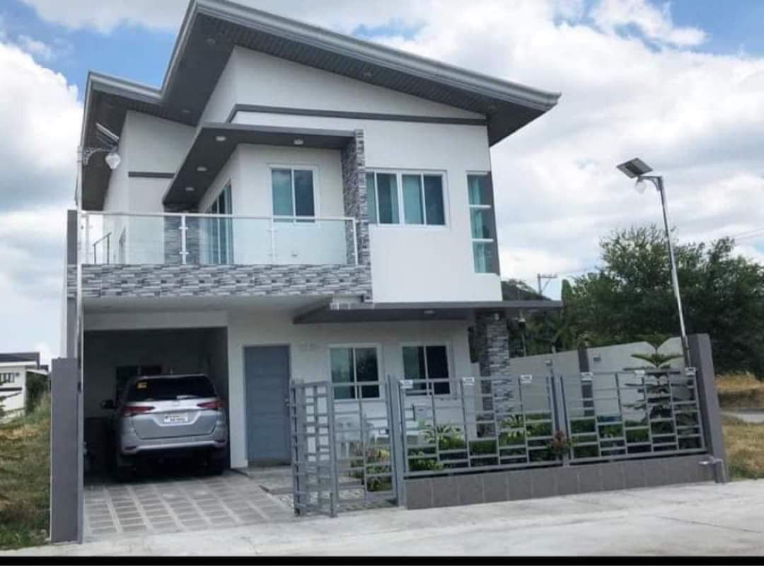 Turn-Key Living Near Clark: Modern 3BR Fully Furnished Home