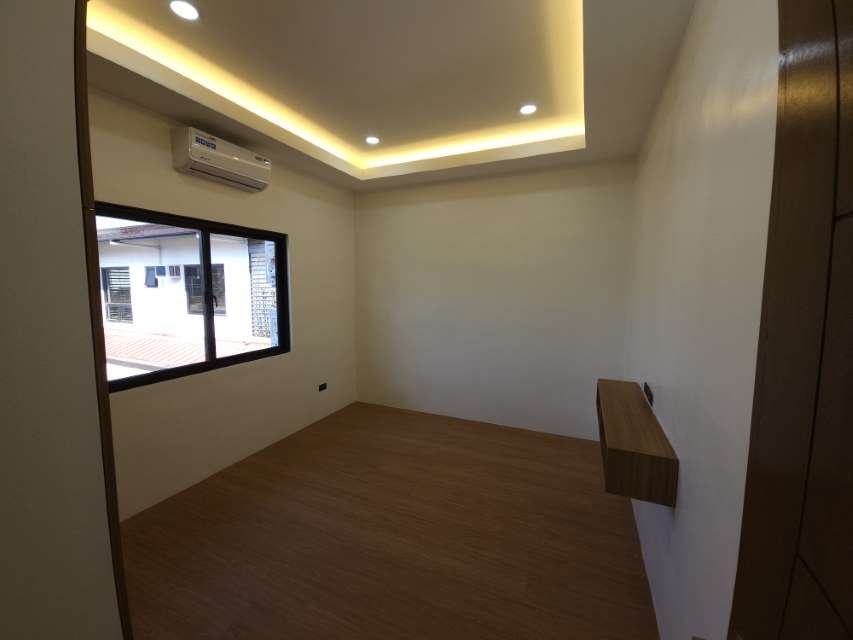 Gallery photo 5