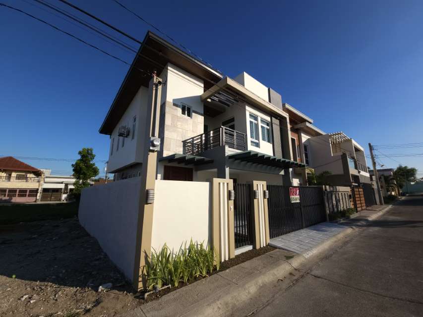 Gallery photo 2