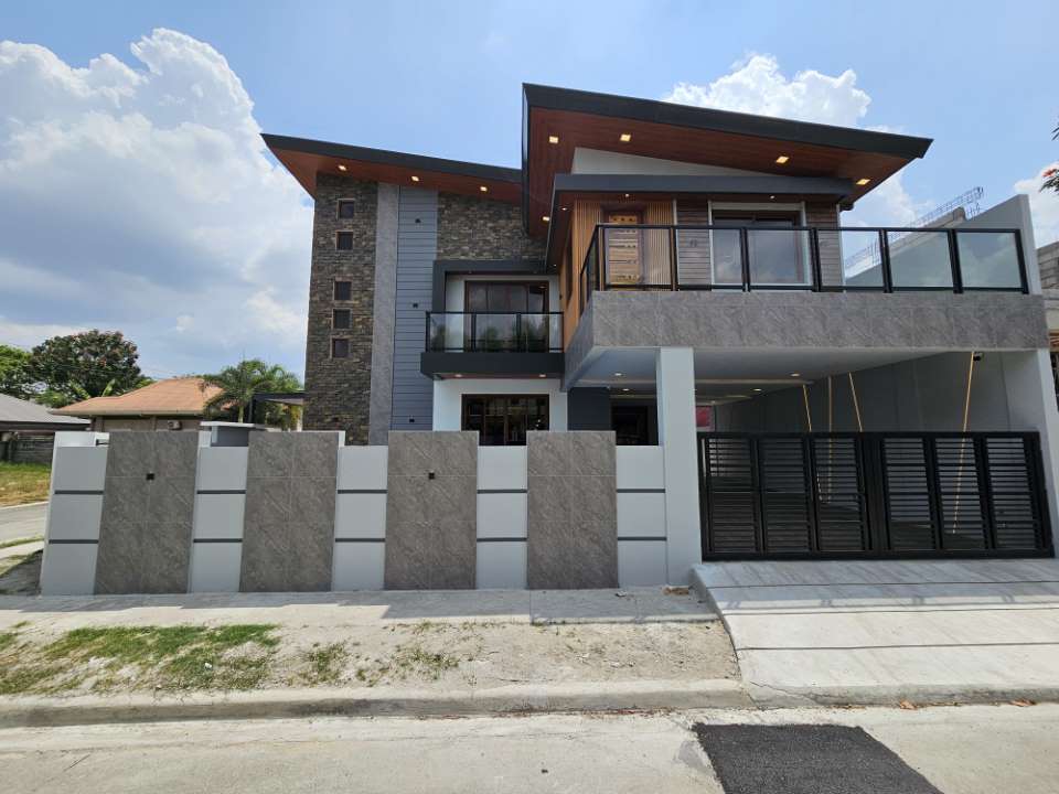 Gallery photo 3