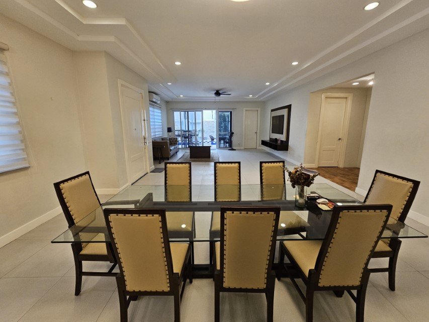 Gallery photo 4