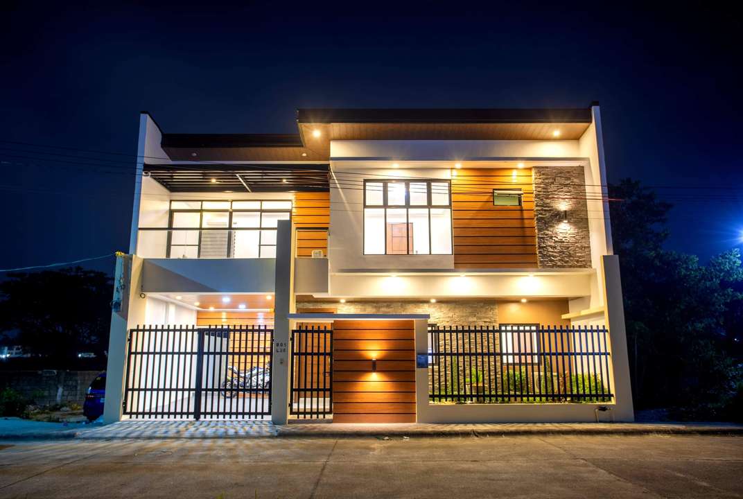 4-Bedroom Smart Home In Forest Park North