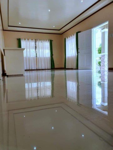 Gallery photo 3