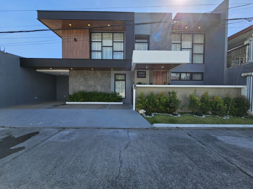 Gallery photo 3
