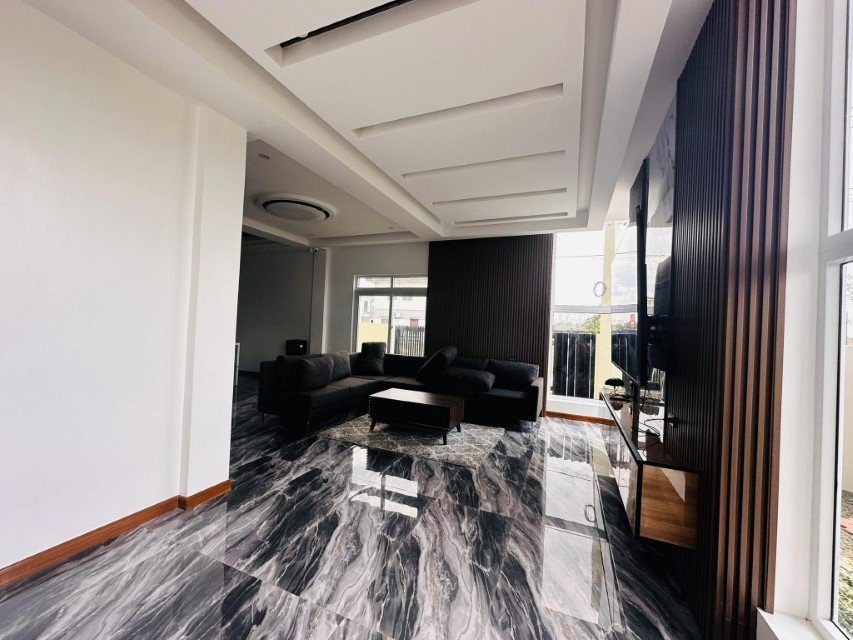 Gallery photo 5