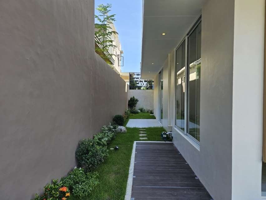 Gallery photo 4