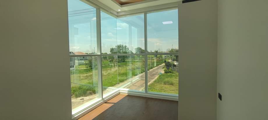 Gallery photo 5