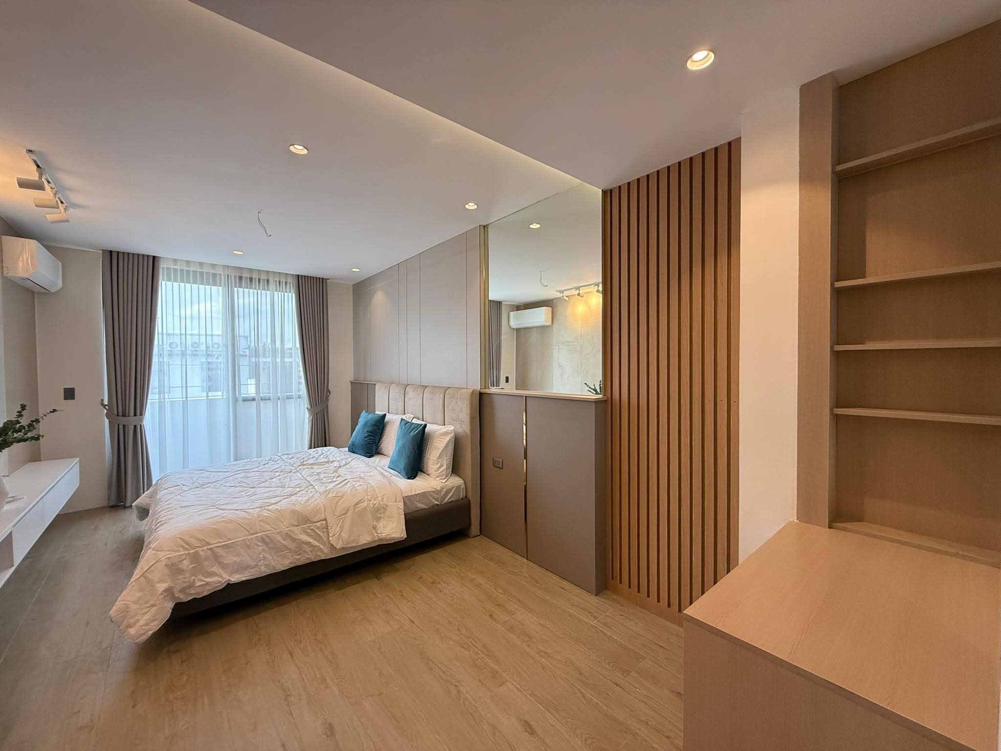 Gallery photo 5