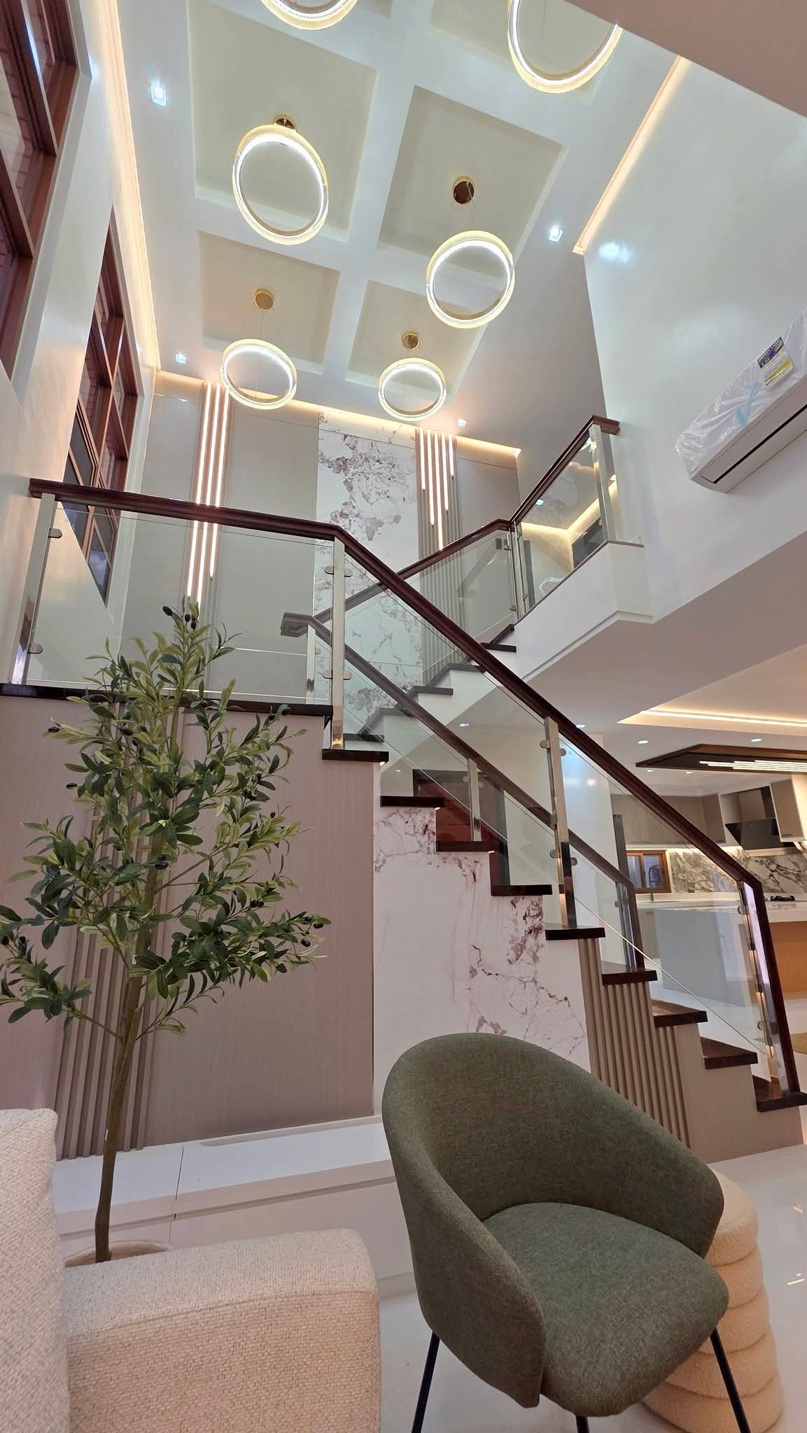 Gallery photo 2
