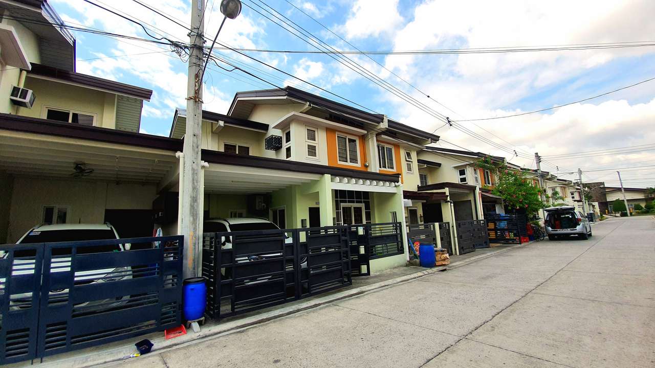 Smart Home In Mansfield Residences, Angeles