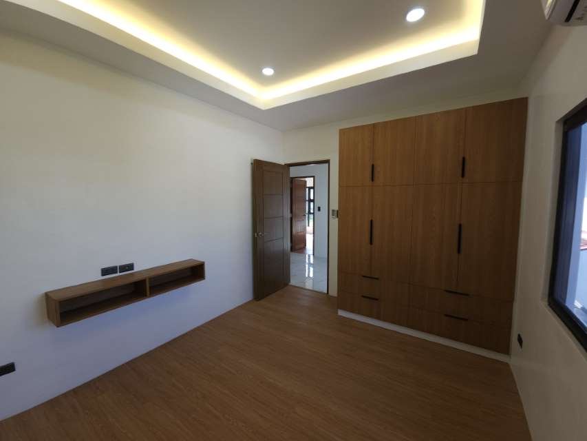 Gallery photo 4