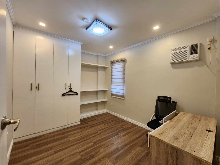Gallery photo 5