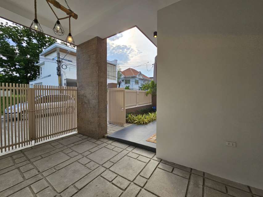 Gallery photo 4