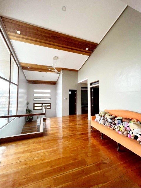 Gallery photo 4