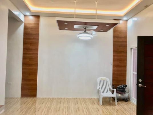 Gallery photo 3