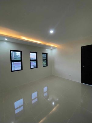 Gallery photo 5