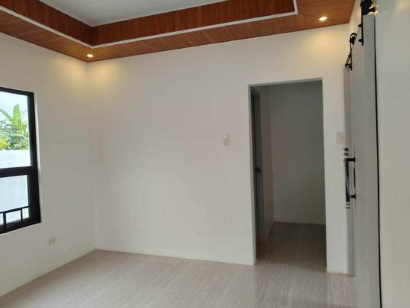 Gallery photo 2