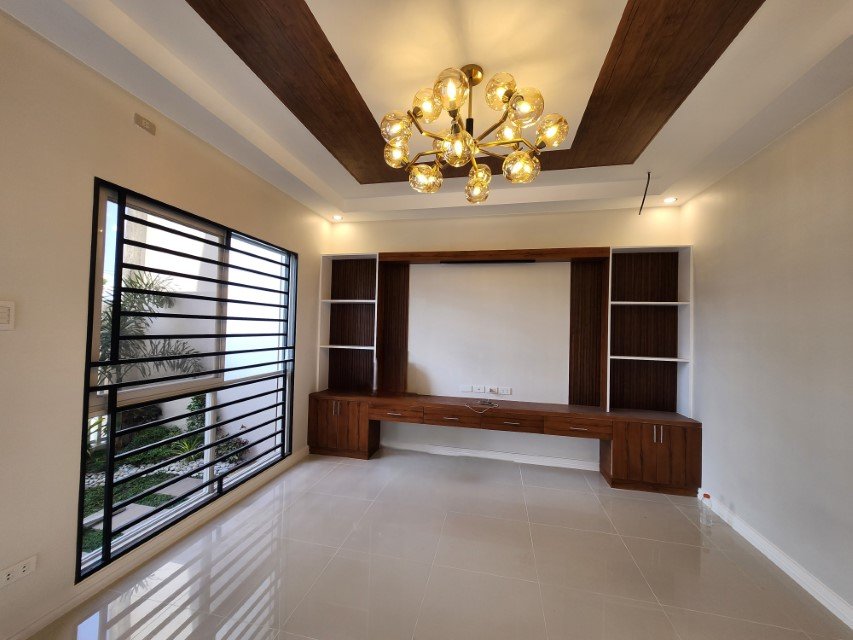 Gallery photo 5