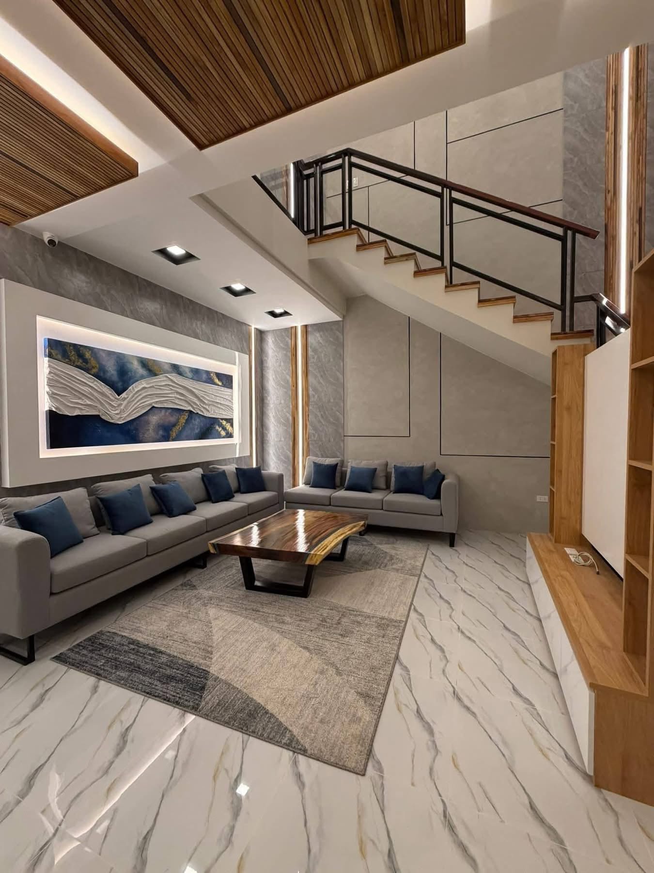 Gallery photo 2