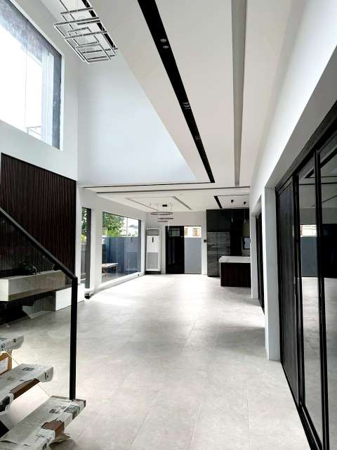 Gallery photo 5