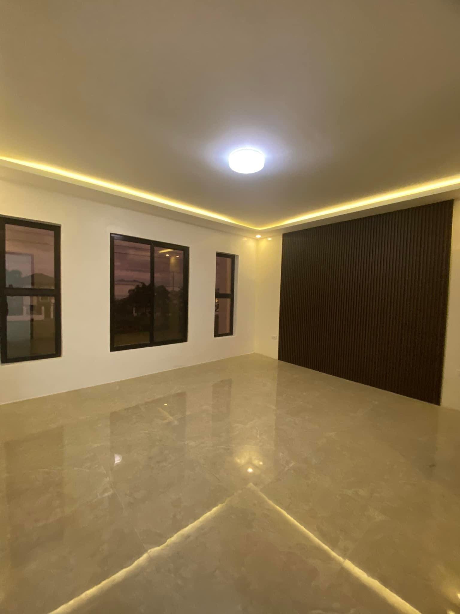 Gallery photo 4