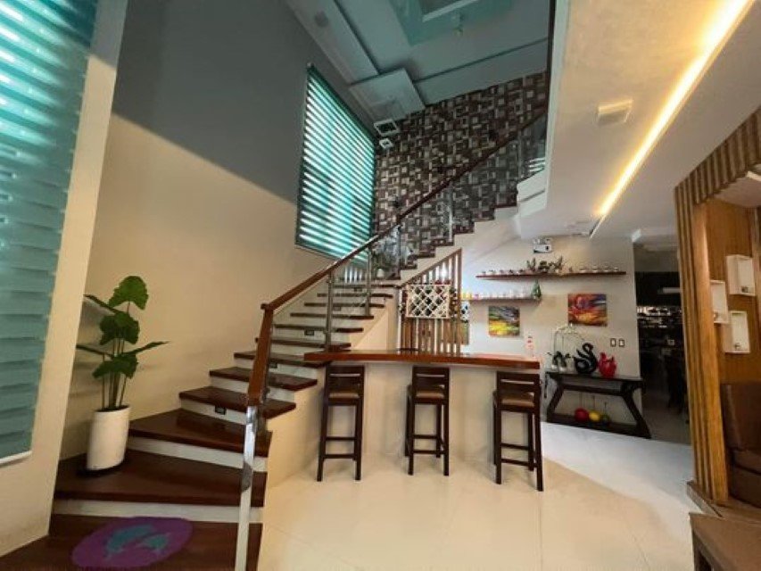 Gallery photo 4