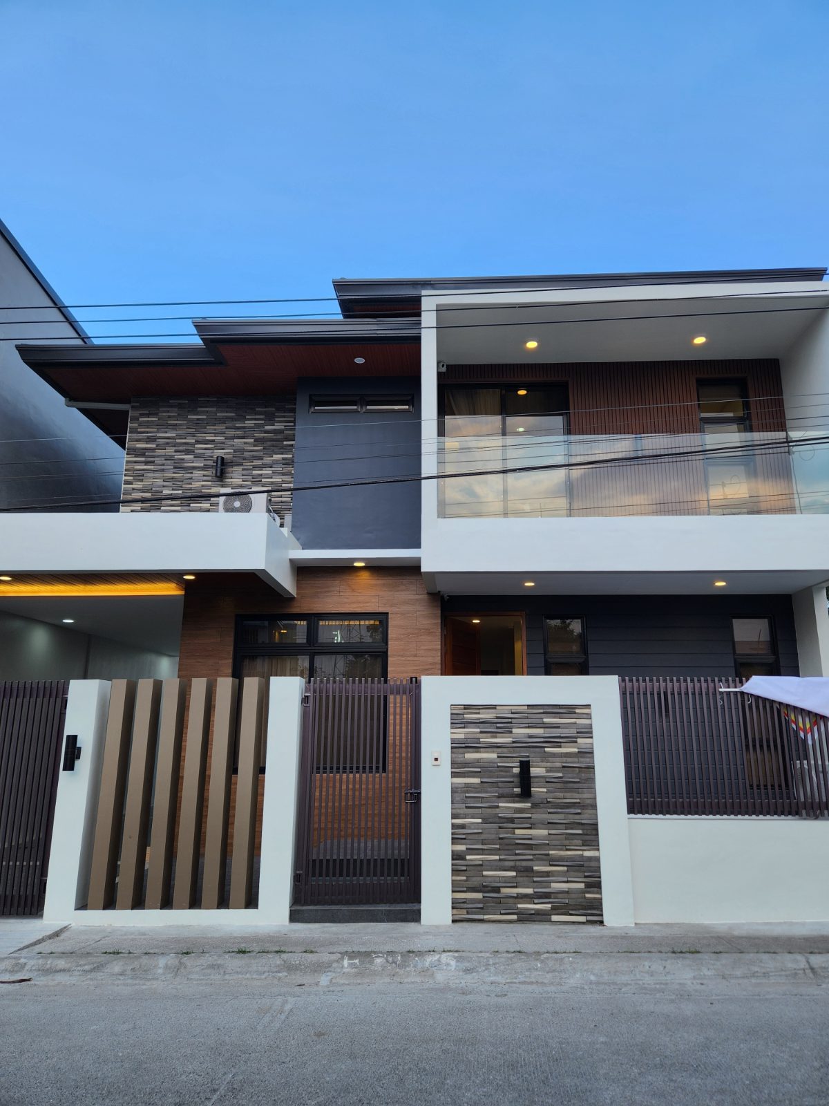 Brand-New Furnished 4BR Home In Metrogate, Angeles City