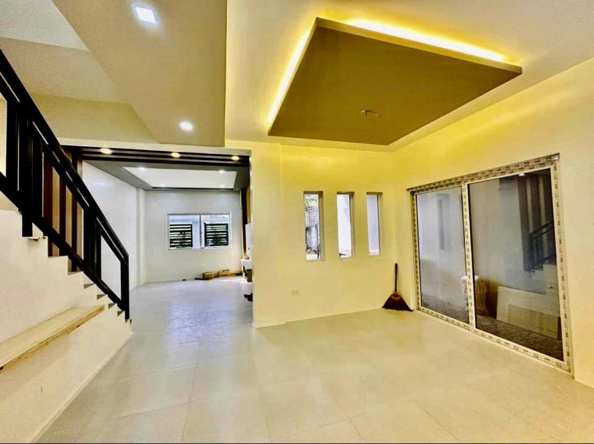 Gallery photo 2