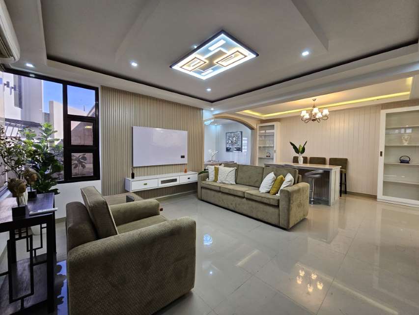 Gallery photo 3