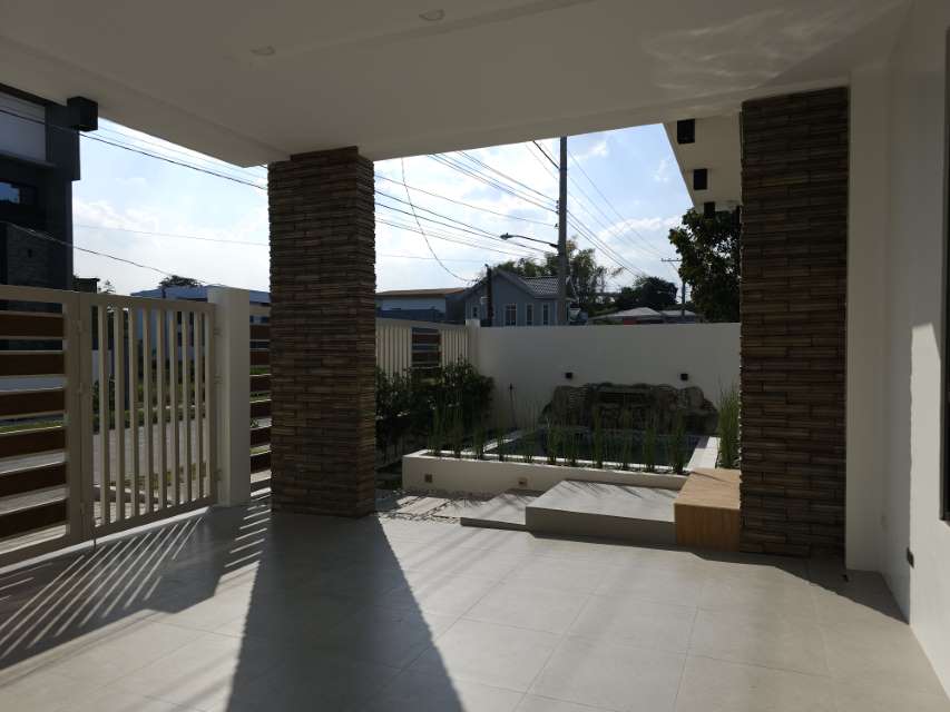 Gallery photo 2
